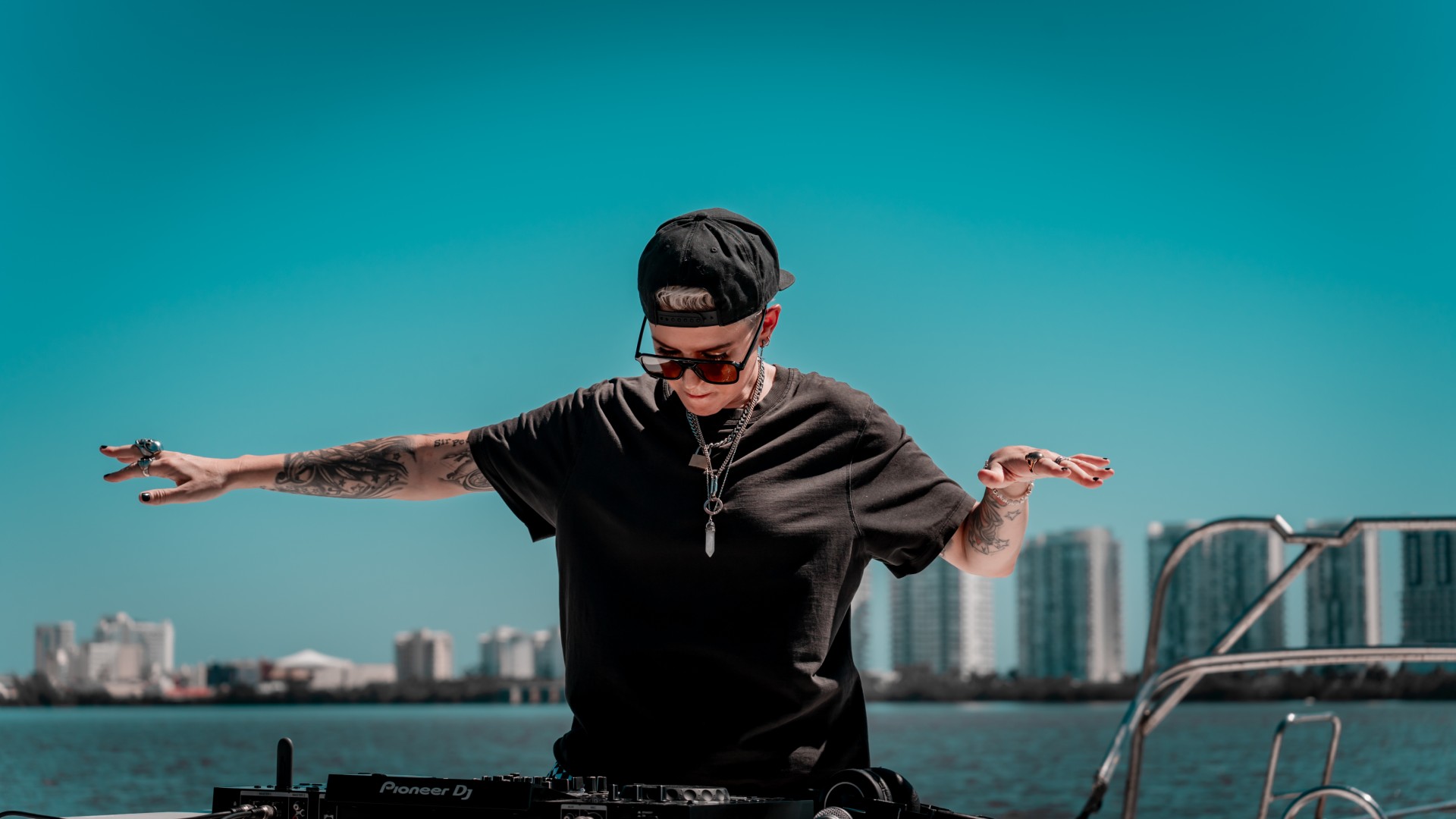 Christina Novelli, album e considerazioni