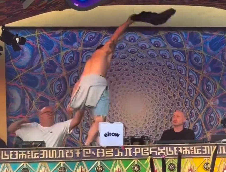 Paul Kalkbrenner aggredito durante Elrow