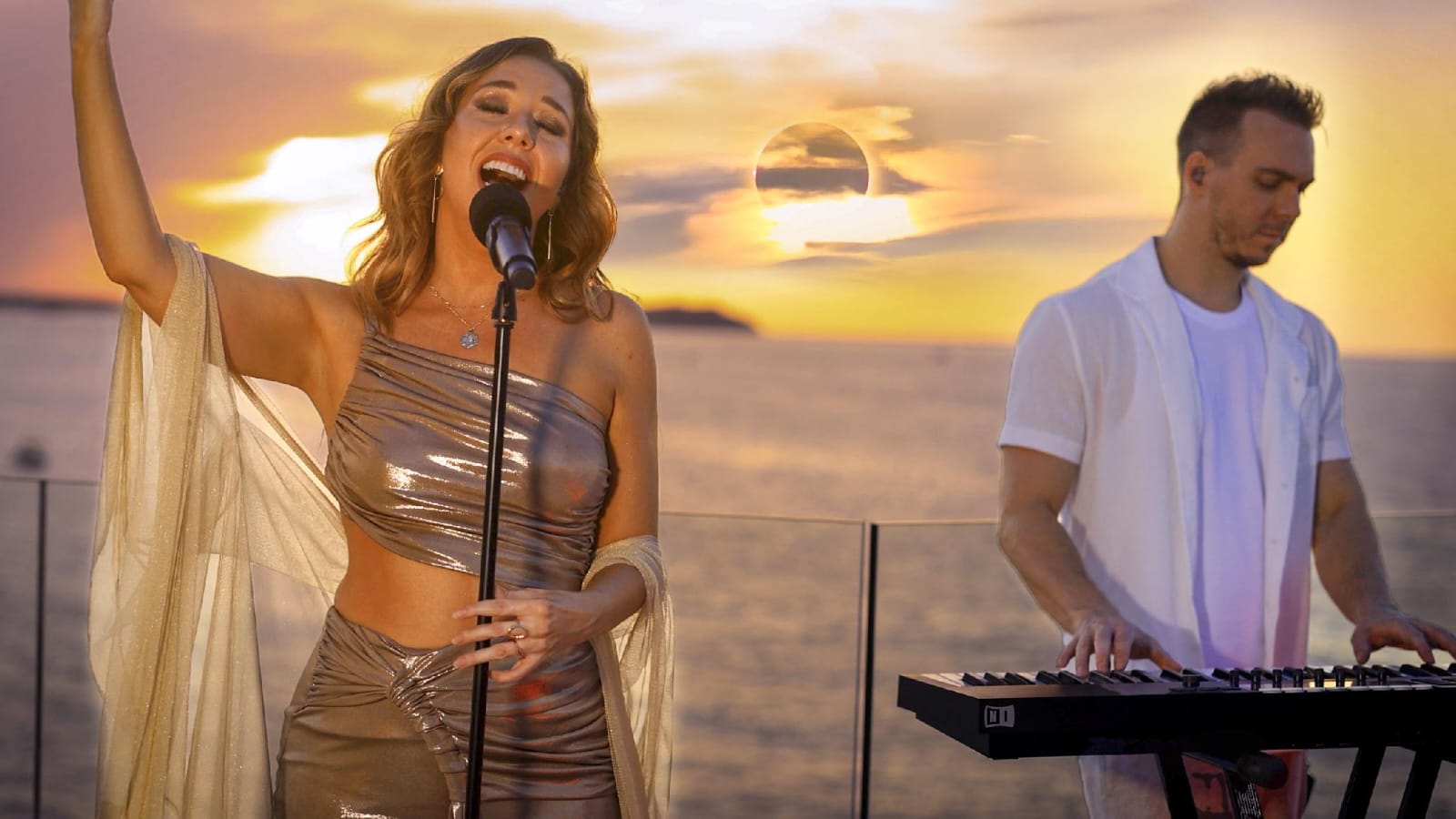 Haliene, concerto durante l’eclissi totale